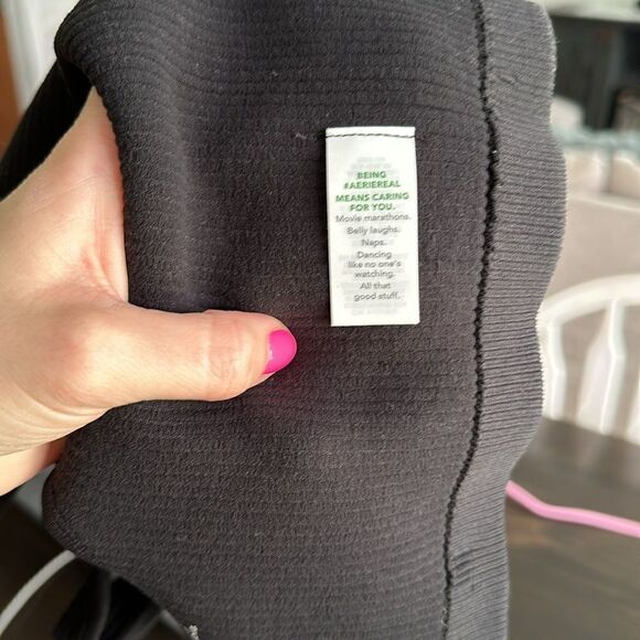 Aerie Real Good Black Button Down Seamless Cropped Bralette Tank Top - Picture 5 of 7